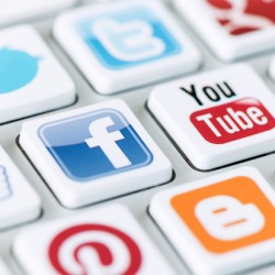 reseaux-sociaux.jpg, mai 2014 reseaux-sociaux.jpg
